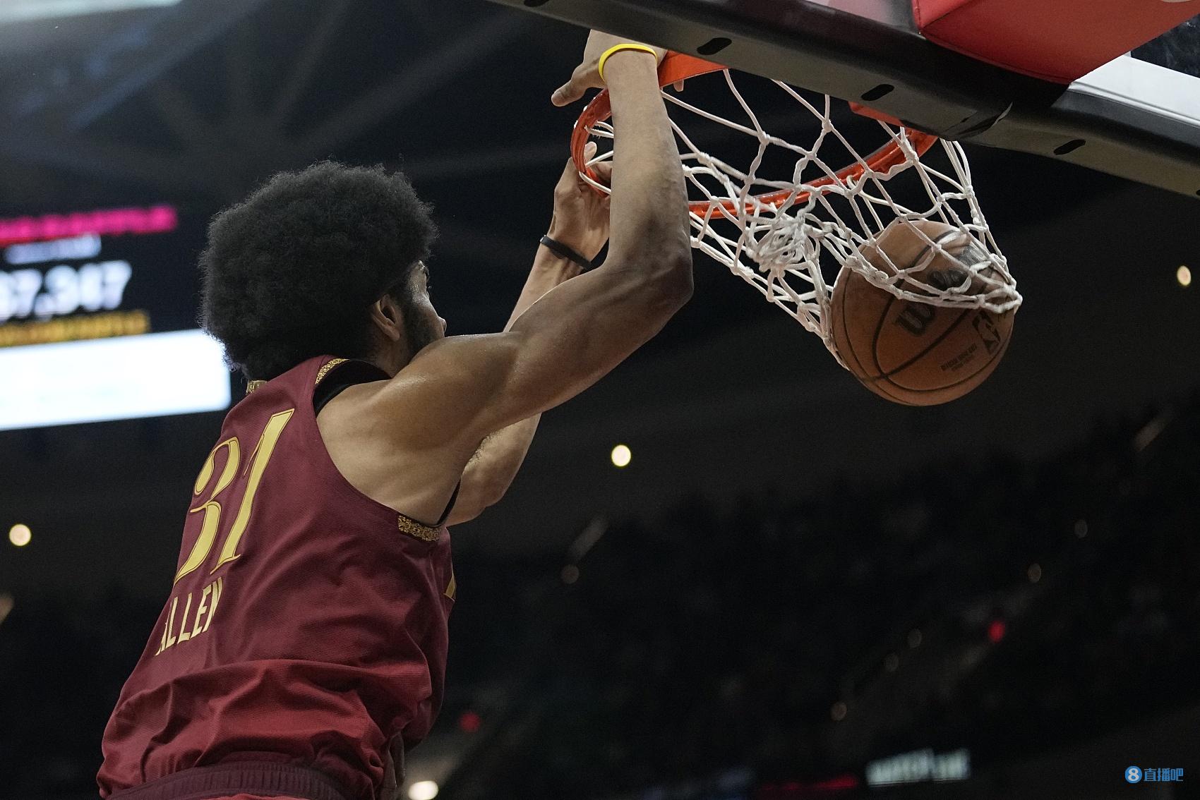 篮球迷的福利！篮球直播吧手机版带你全方位体验NBA、CBA顶级赛事