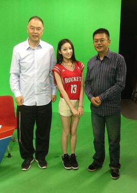 小楠：NBA直播的代表，以独特气质与深厚职业素养赢得广大球迷喜爱