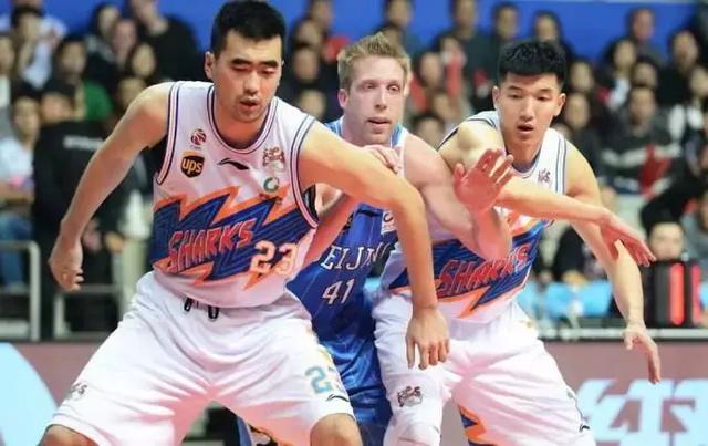 腾讯免费直播NBA：全球篮球狂热者的首选观赛方式