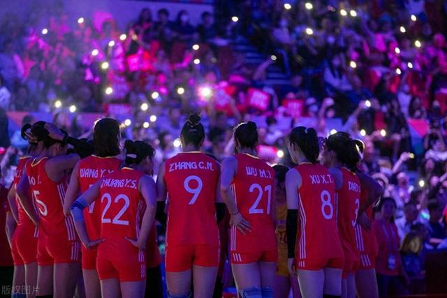 CCTV5 与五大联赛：热血沸腾的战场，球迷的精神寄托